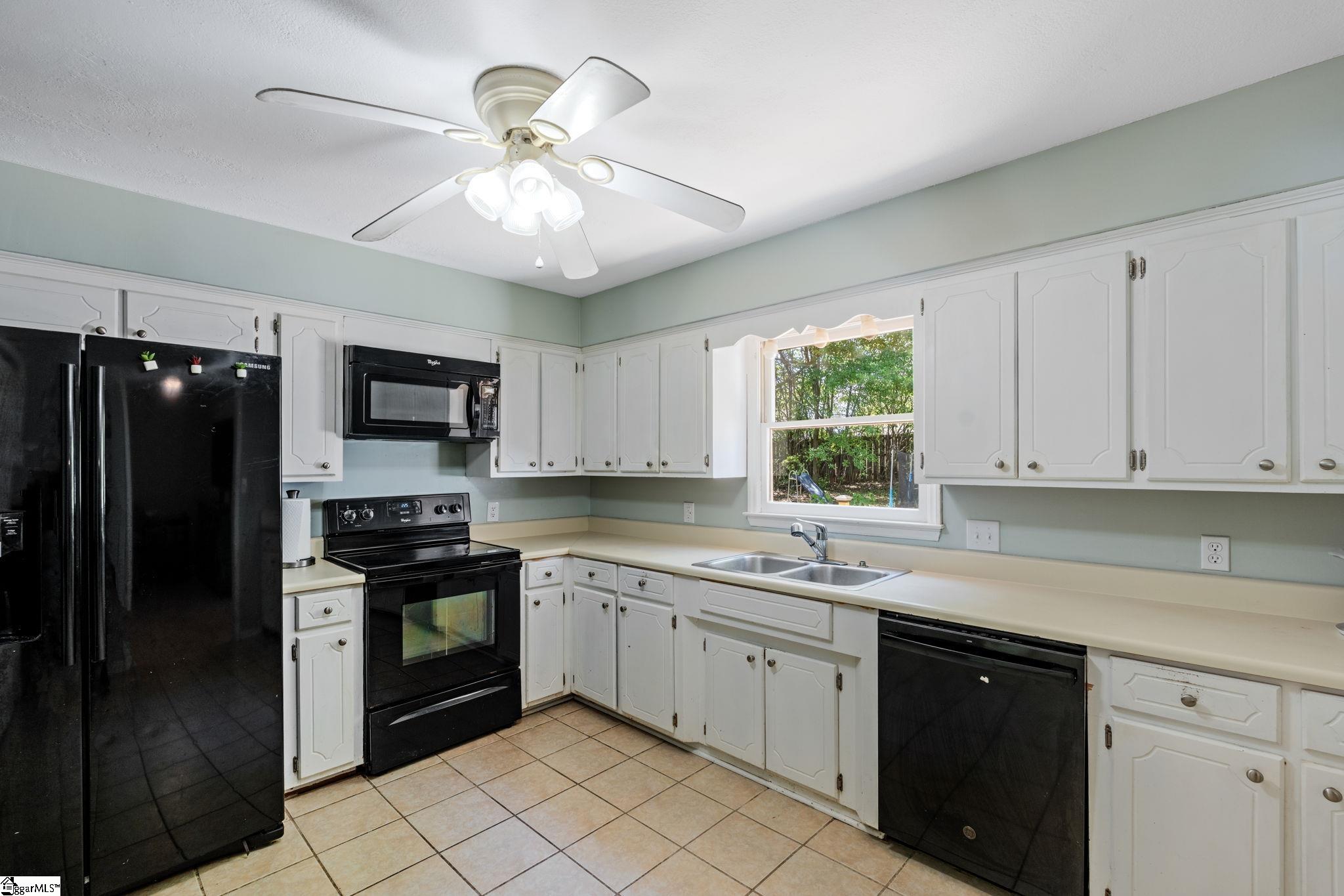 145 Meagan Drive Moore, SC 29369 - Photo 13 of 37