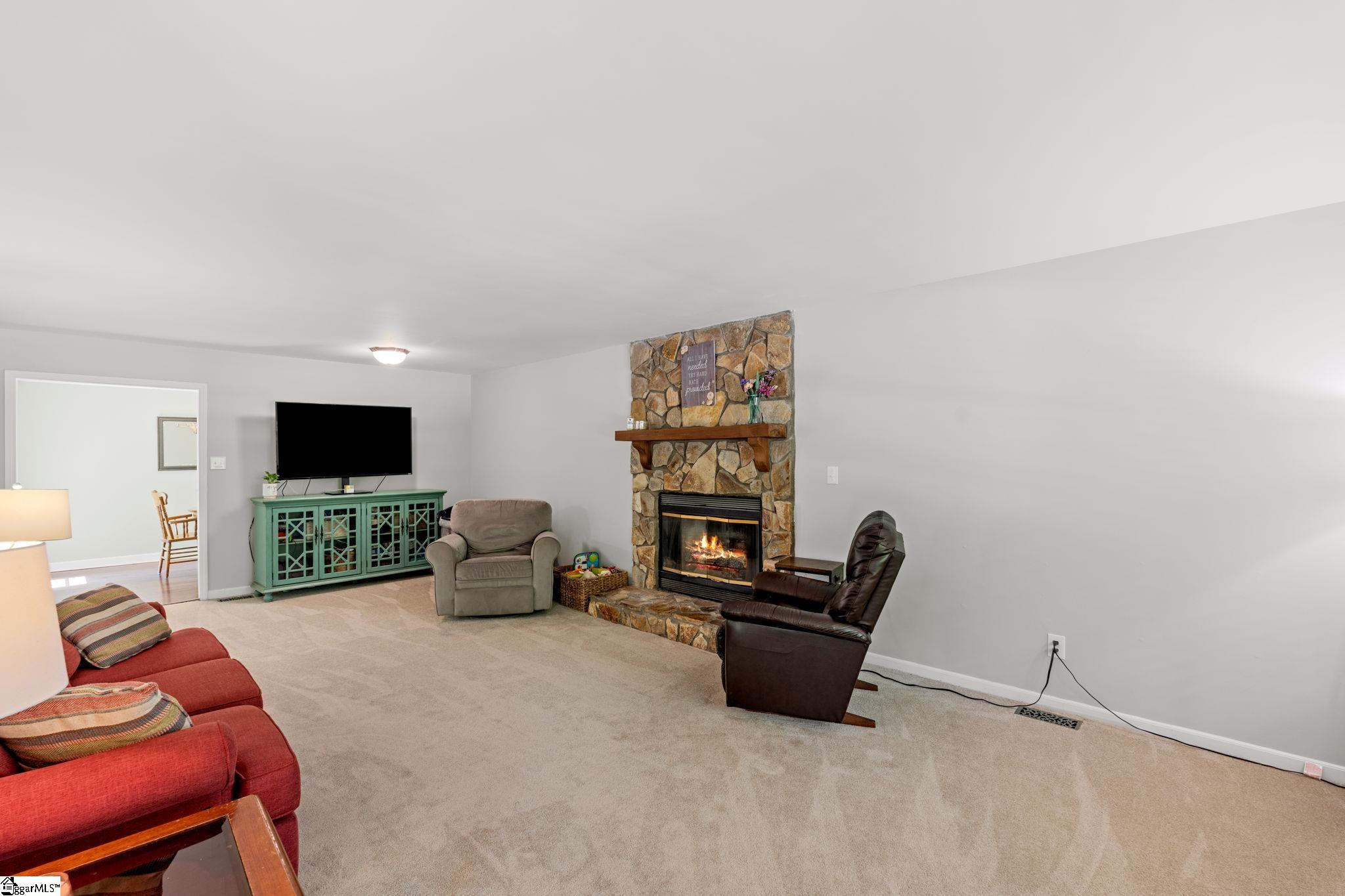 145 Meagan Drive Moore, SC 29369 - Photo 8 of 37