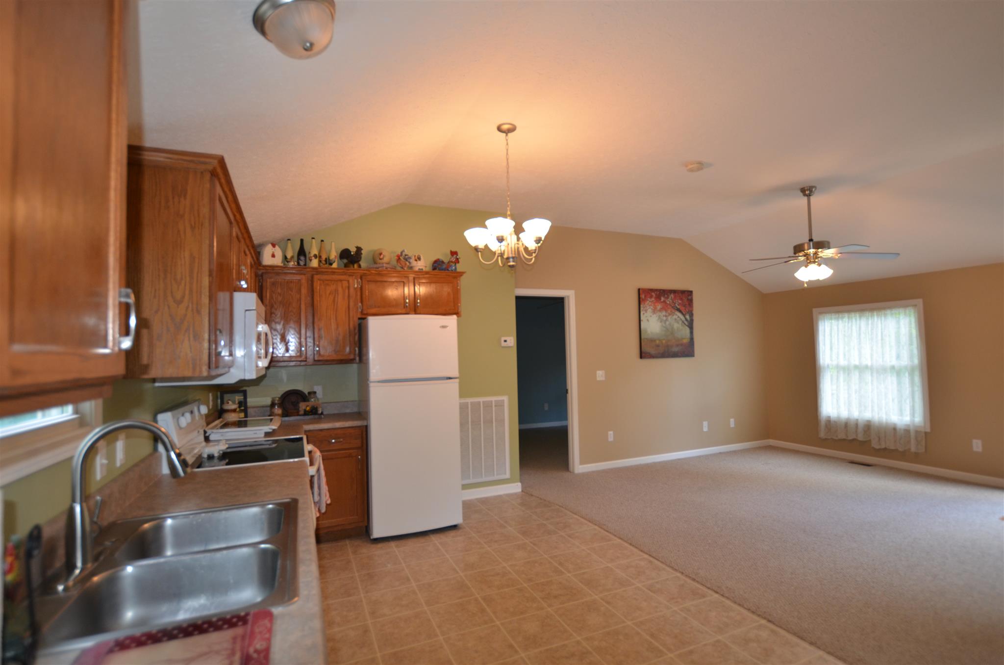 7841 Covington Road White House, TN 37188 - Photo 2 of 18