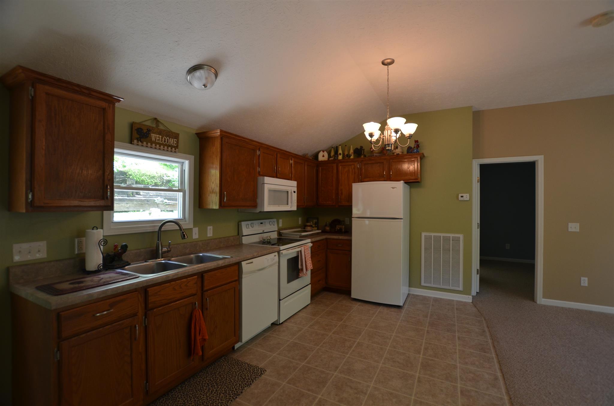 7841 Covington Road White House, TN 37188 - Photo 5 of 18