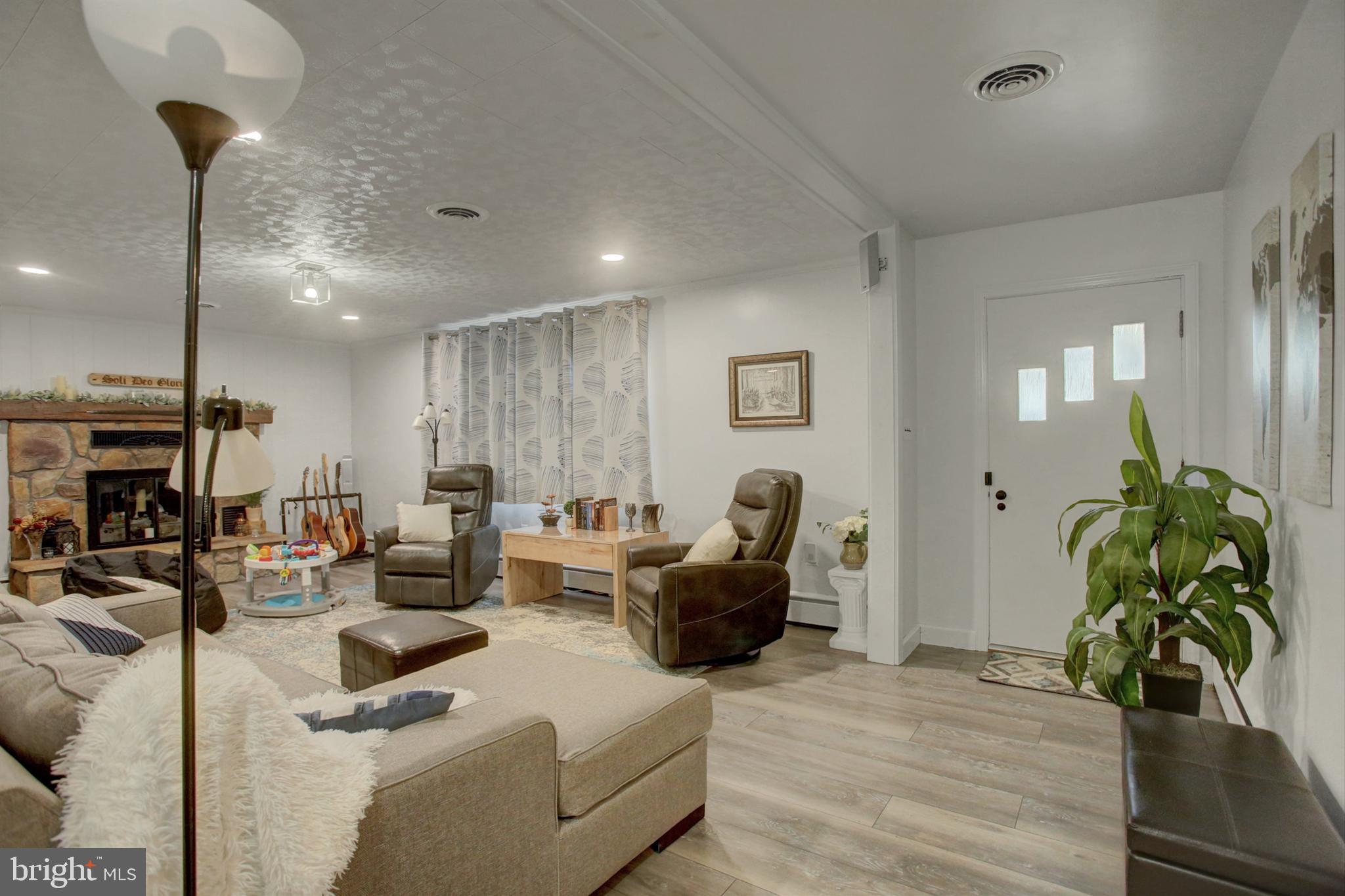 469 Warm Spring Road Chambersburg, PA 17202 - Photo 8 of 40 Gallery Image 8