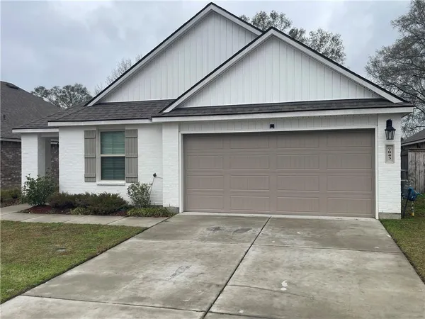 $314,900 | 7843 Joe Lynn Trail, Denham Springs, LA 70726