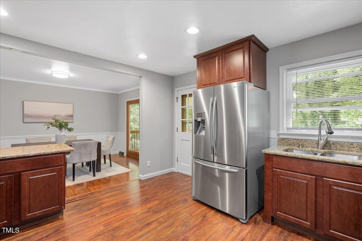 5812 Old Forge Circle Raleigh, NC 27609 - Photo 5 of 31 13-39