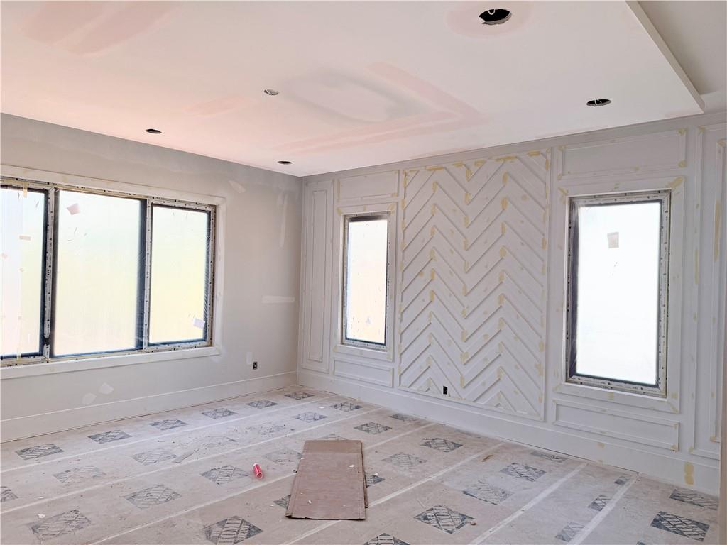 2701 Collins Hill Road Lawrenceville, GA 30043 - Photo 5 of 67 an empty room with windows