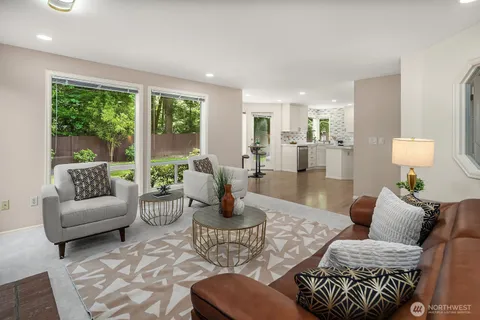 $1,528,000 | 4020 262nd Place Southeast, Sammamish, WA 98029