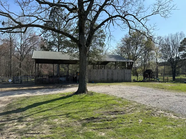 $699,900 | 1570 Halls Valley Road, Trion, GA 30753