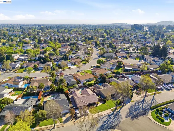 $1,648,000 | 35290 Farnham Drive, Newark, CA 94560