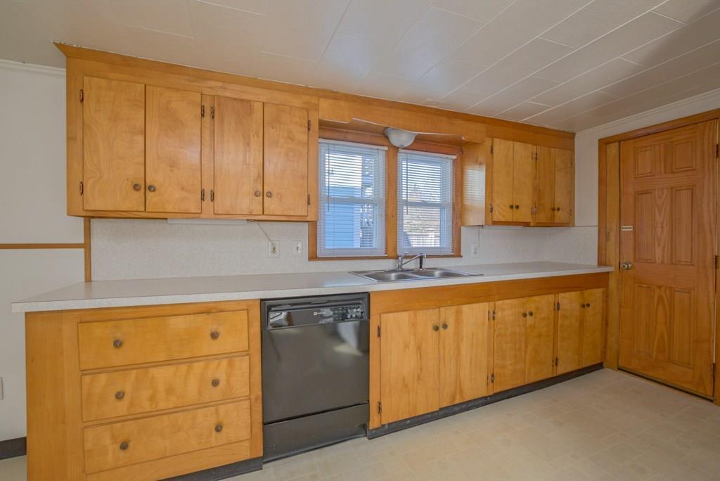 374 Cottage Road South Portland, ME 04106 - Photo 17 of 33 Photo