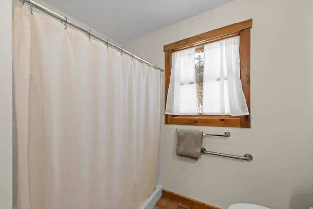 $1,250,000 | 52 Jansen Farm Road, Thornton, NH 03285