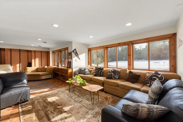 $1,250,000 | 52 Jansen Farm Road, Thornton, NH 03285