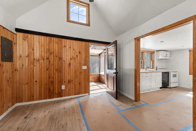 $1,250,000 | 52 Jansen Farm Road, Thornton, NH 03285