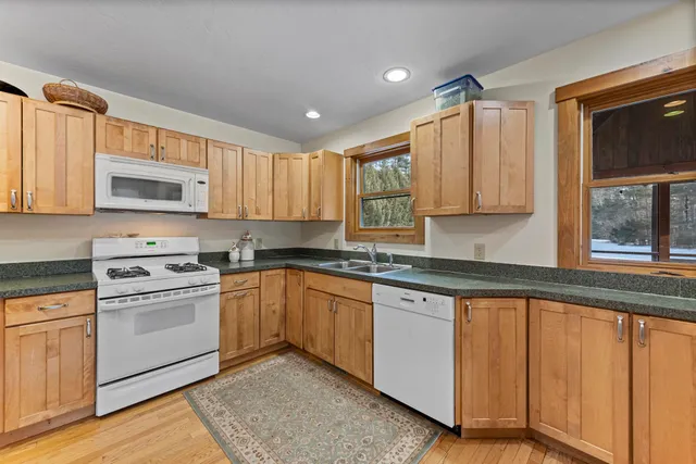 $1,250,000 | 52 Jansen Farm Road, Thornton, NH 03285