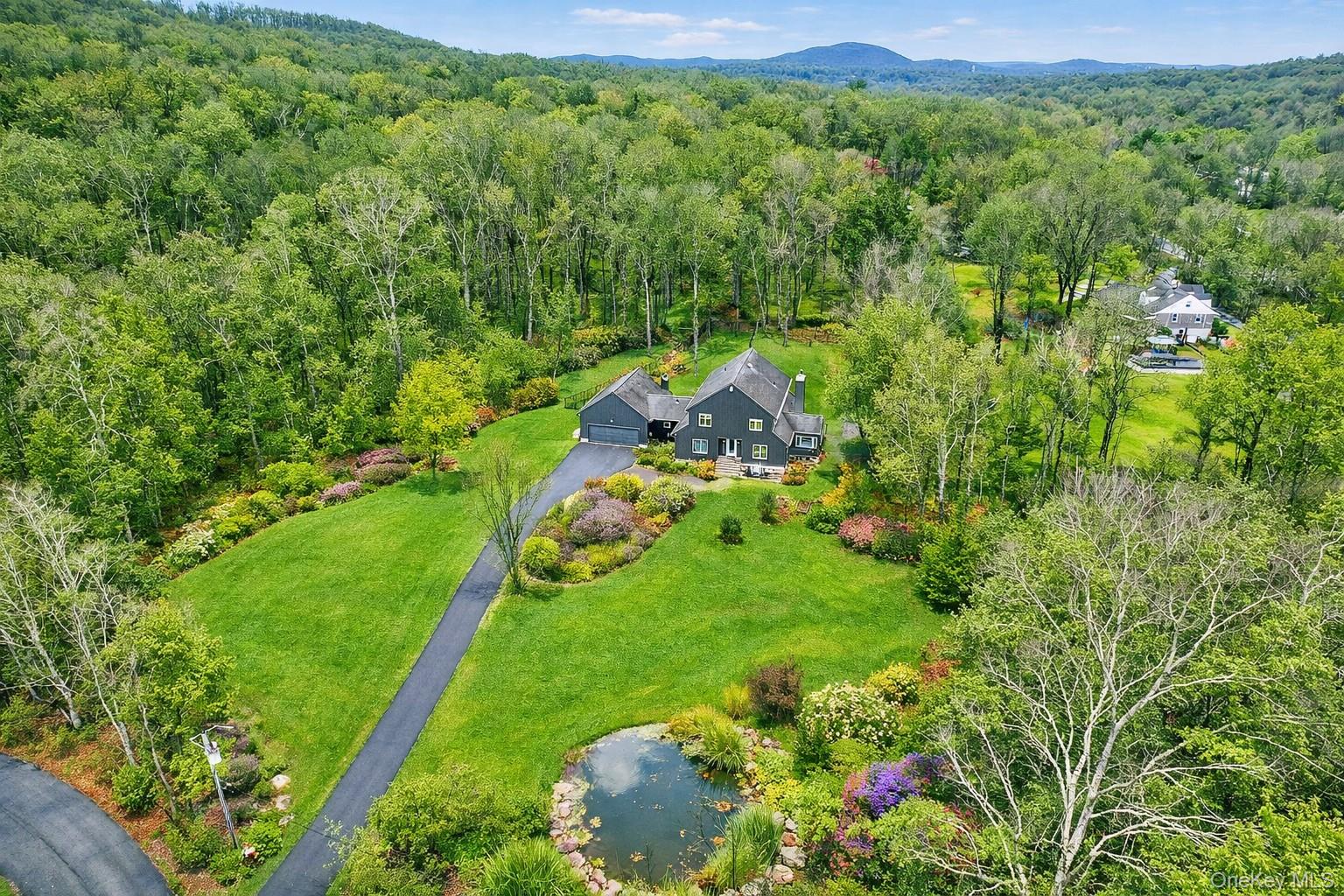 16 Oxford Springs Road Chester, NY 10918 - Photo 3 of 43