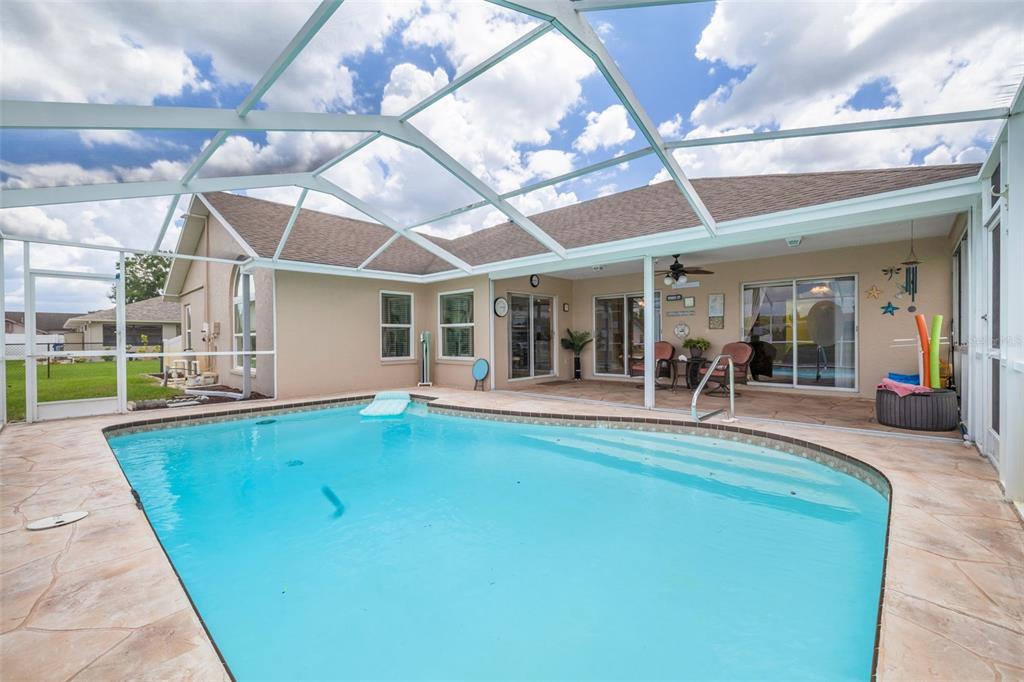 8811 Napa Loop New Port Richey, FL 34653 - Photo 4 of 40 Gallery Image 4