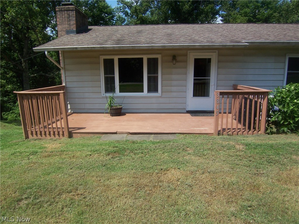 3845 Highland Ridge Road Lowell, OH 45744 - Photo 3 of 21 20X8 Front Deck