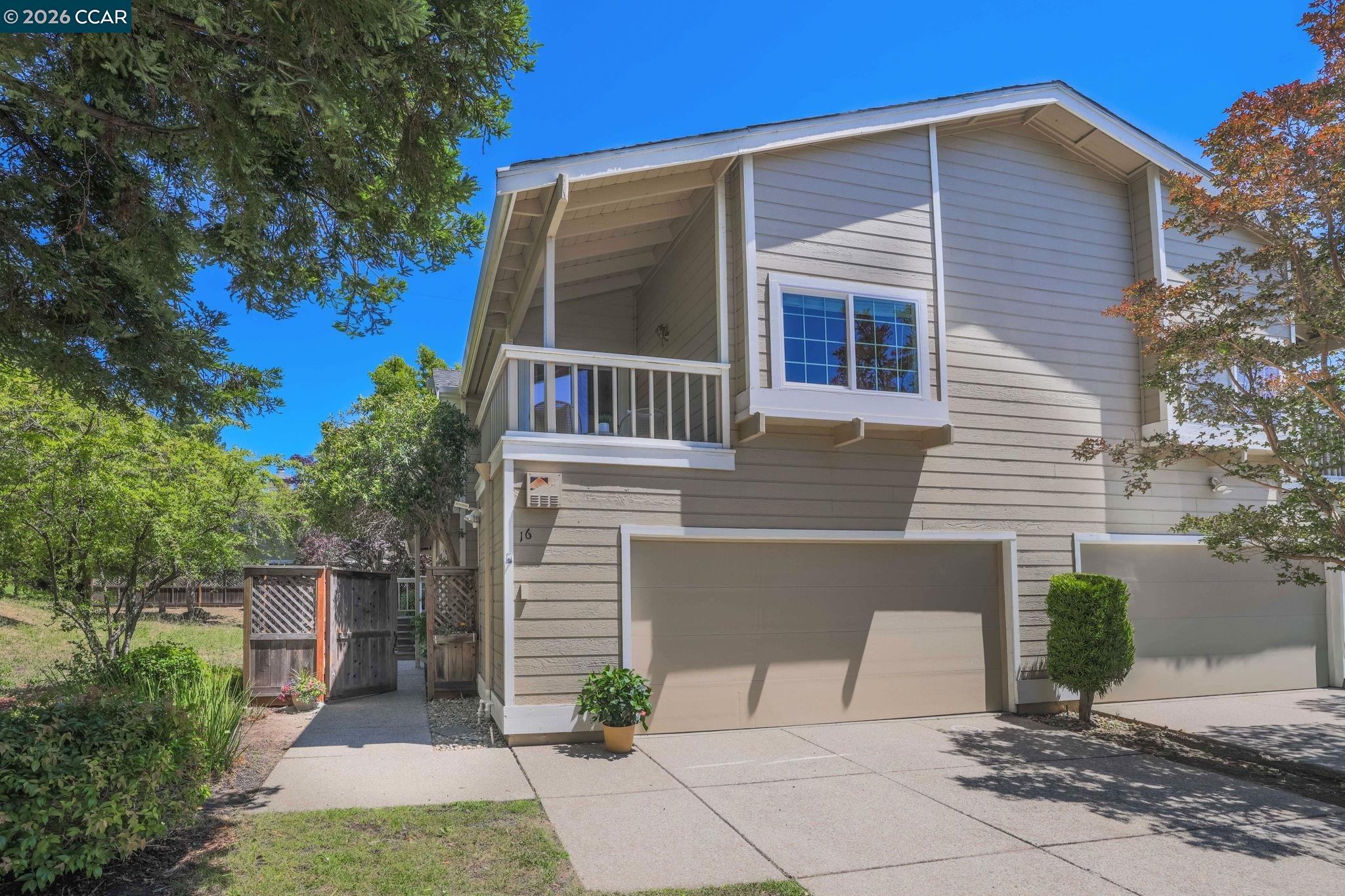 16 Josefa Place Moraga, CA 94556 - Photo 2 of 38