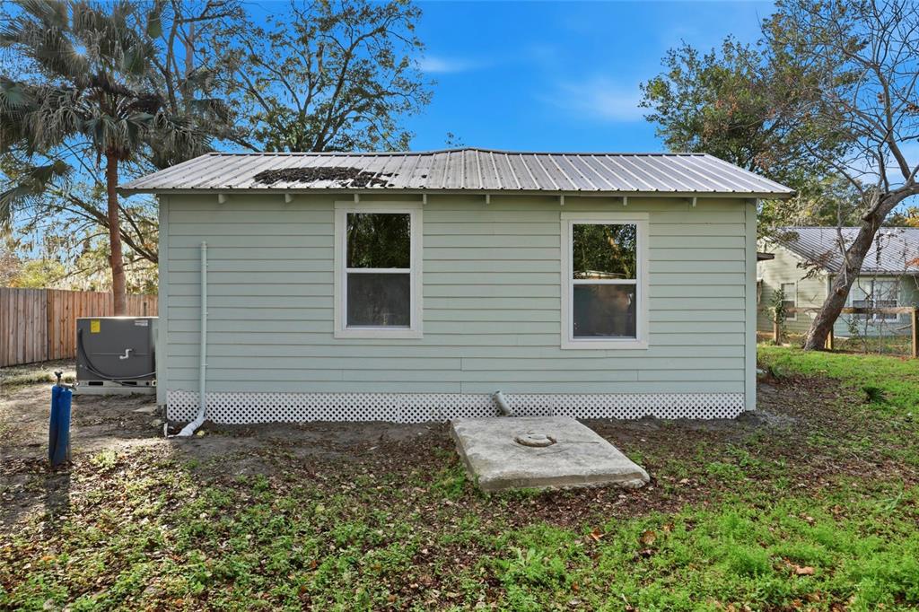 425 Southeast 2nd Street Williston, FL 32696 - Photo 35 of 37