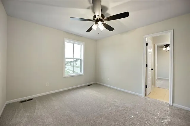 $825,000 | 300 Northwest Earle Lane, Lee's Summit, MO 64081