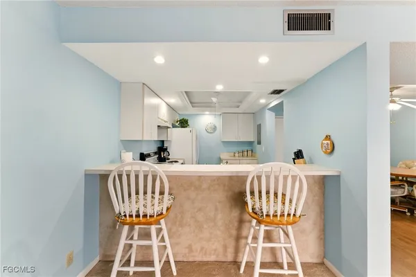 $1,300 | 3460 North Key Drive, Unit 409, North Fort Myers, FL 33903