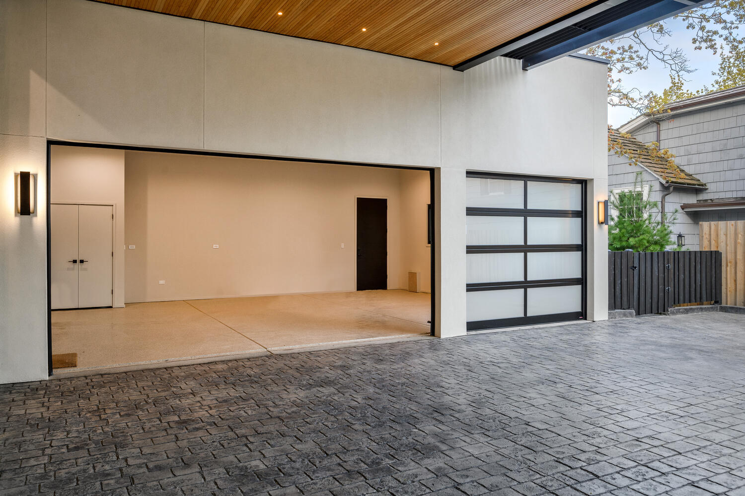 921 Sheridan Road Glencoe, IL 60022 - Photo 50 of 51 a view of an empty room with wooden floor and a window