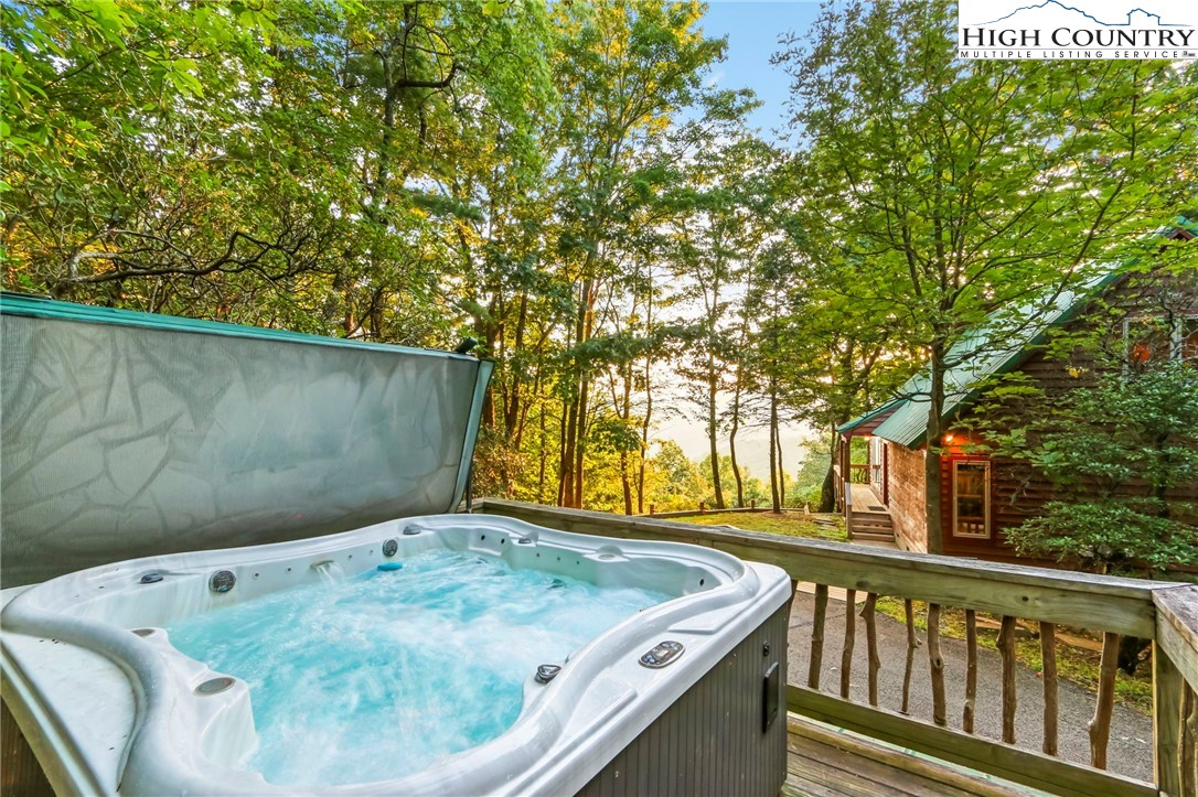 2095 Elk Ridge Road Ferguson, NC 28624 - Photo 40 of 47 a view of balcony with wooden fence