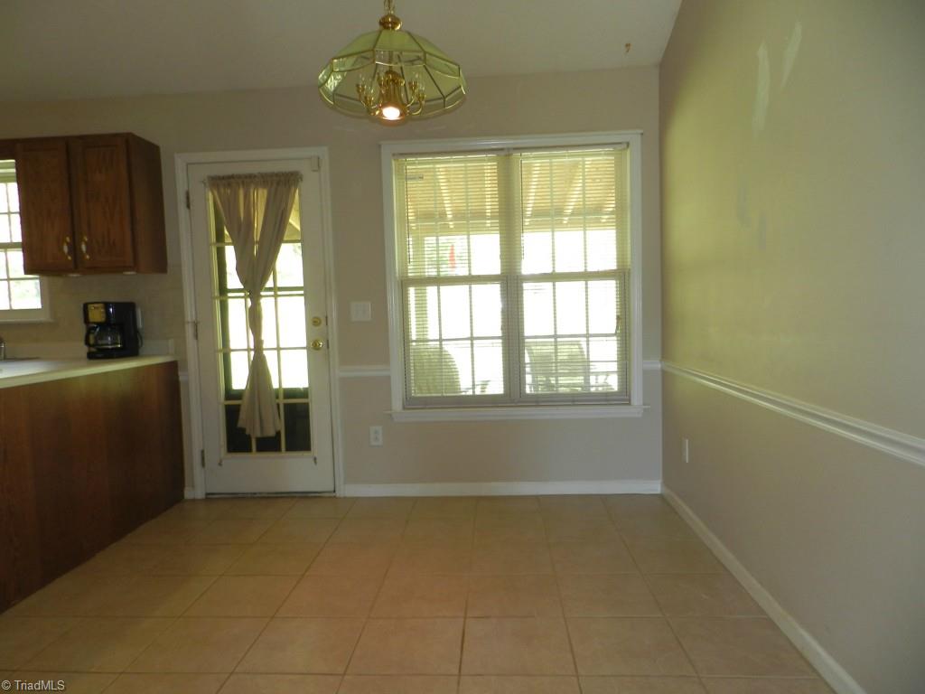 6970 Terrence Knoll Road Belews Creek, NC 27009 - Photo 5 of 13 Gallery Image 5