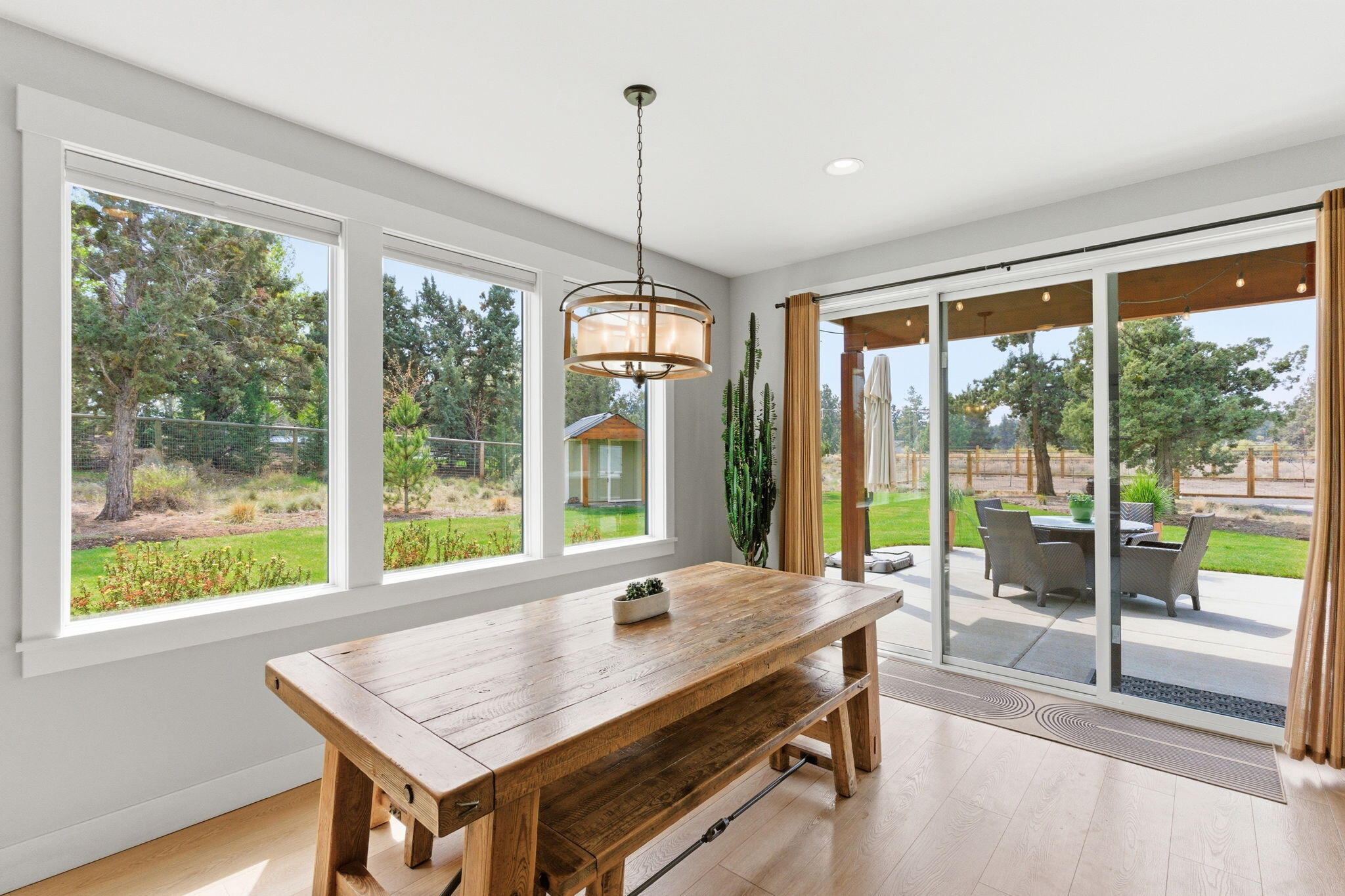 63557 Overtree Road Bend, OR 97701 - Photo 22 of 94 28-web-or-mls-Riley_Visuals_029