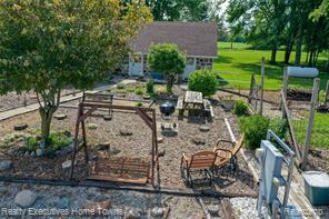 8728 Rynn Road Avoca, MI 48006 - Photo 9 of 53
