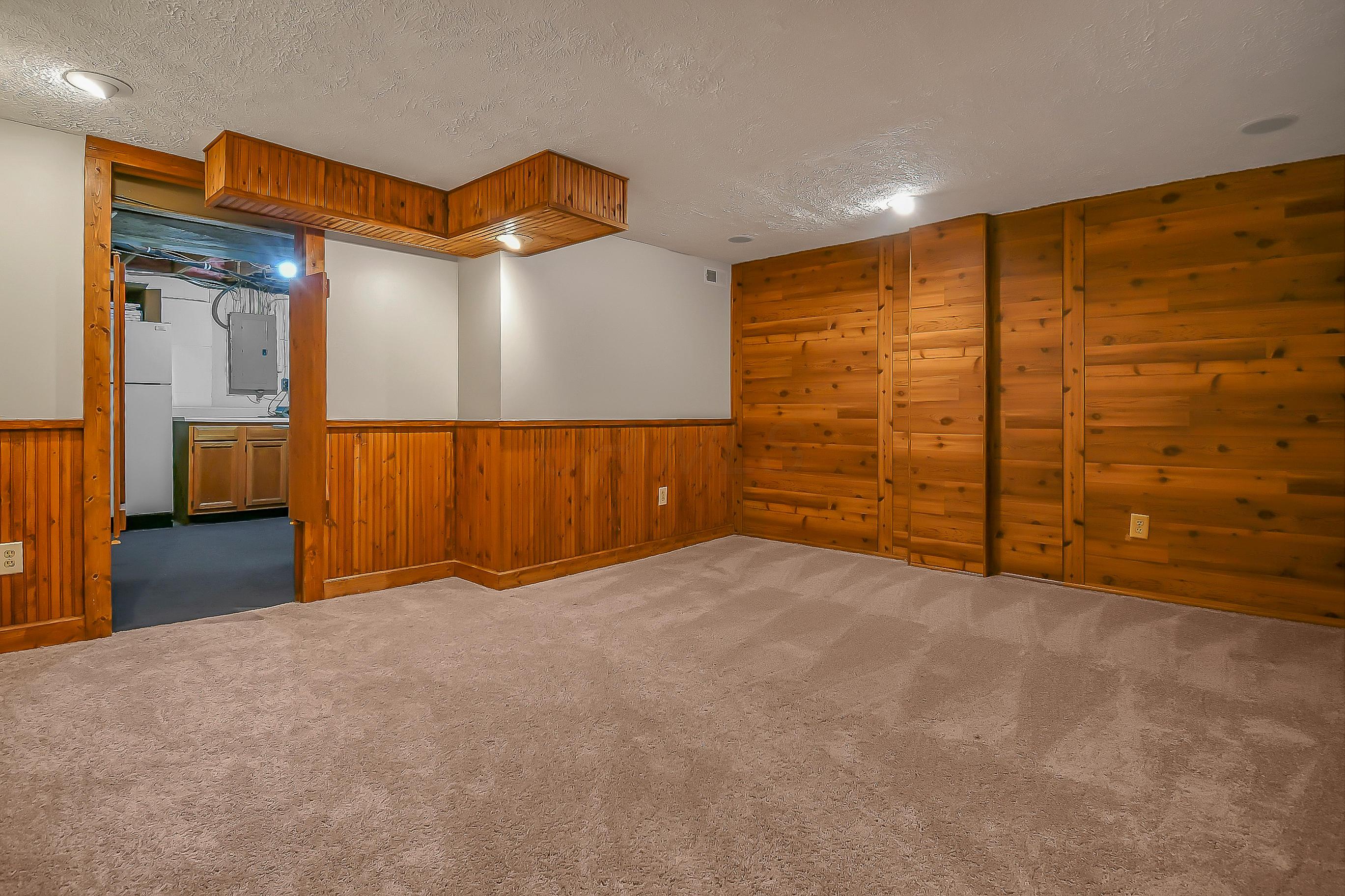 1077 South Hempstead Road Westerville, OH 43081 - Photo 27 of 34