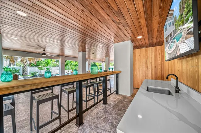 $5,900,000 | 119 Avenida Messina, Sarasota, FL 34242