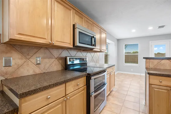 $2,300 | 2210 Melanie Park Drive, Spring, TX 77388