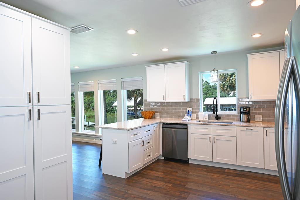 304 Wing Street St. George Island, FL 32328 - Photo 12 of 65