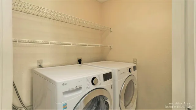 $2,050 | 1328 Heatherwood Lane, Ann Arbor, MI 48108