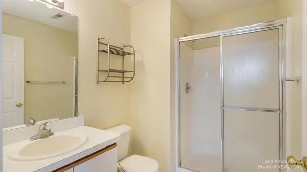 $2,050 | 1328 Heatherwood Lane, Ann Arbor, MI 48108