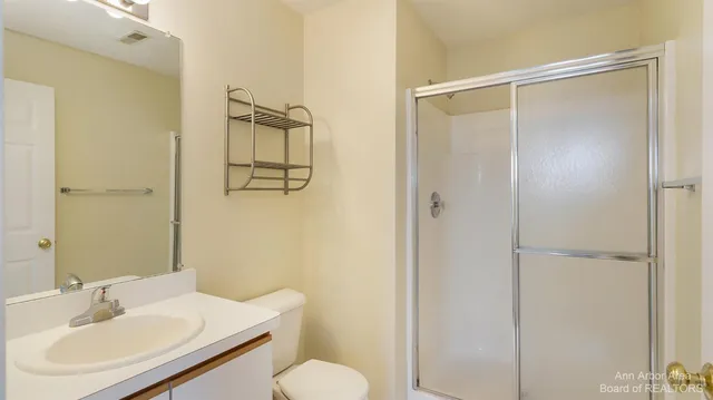 $2,050 | 1328 Heatherwood Lane, Ann Arbor, MI 48108