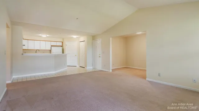 $2,050 | 1328 Heatherwood Lane, Ann Arbor, MI 48108