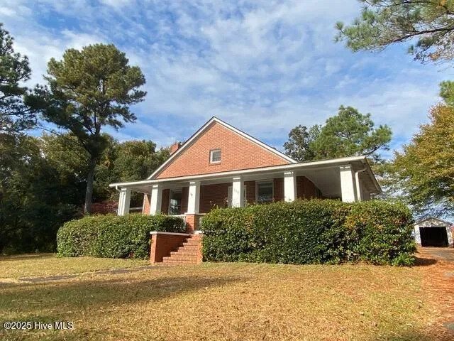 $2,050 | 308 Summit Street, Aberdeen, NC 28315