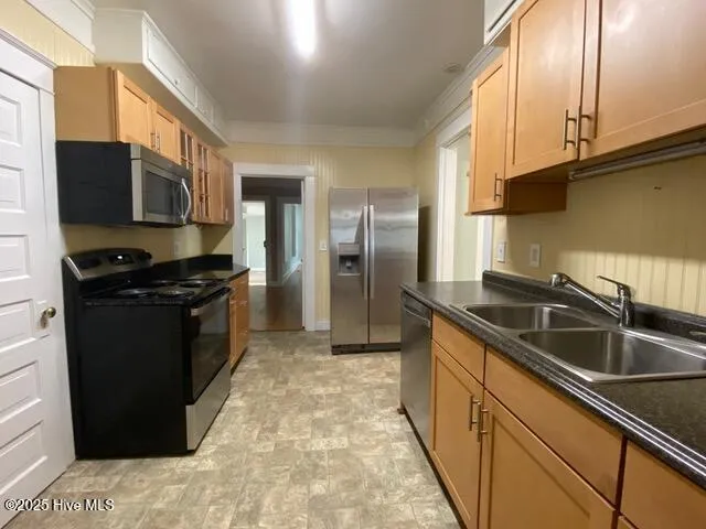 $2,050 | 308 Summit Street, Aberdeen, NC 28315