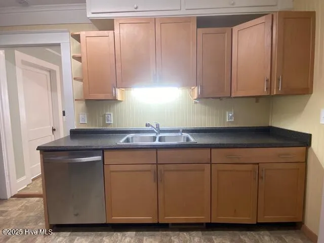 $2,050 | 308 Summit Street, Aberdeen, NC 28315