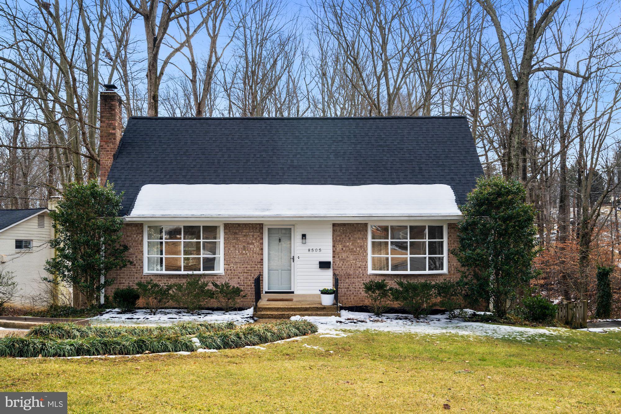 8505 Thames Street Springfield, VA 22151 - Photo 2 of 34 Front of Home