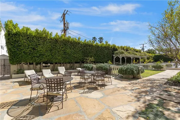 $6,990 | 1424 North Crescent Heights Boulevard, Unit 20, West Hollywood, CA 90046
