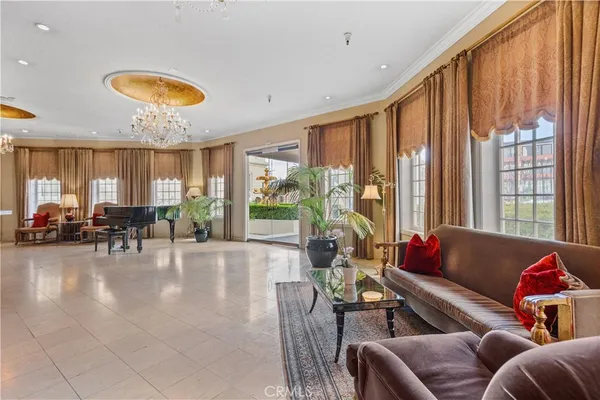 $6,990 | 1424 North Crescent Heights Boulevard, Unit 20, West Hollywood, CA 90046