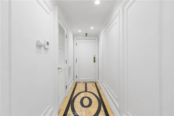 $6,990 | 1424 North Crescent Heights Boulevard, Unit 20, West Hollywood, CA 90046