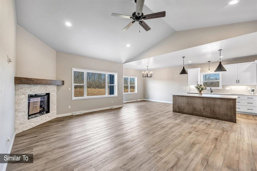 1270 Autumn Field Lane De Pere, WI 54115 - Photo 5 of 21