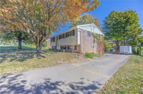 $240,000 | 4340 Frederick Drive, New Kensington, PA 15068