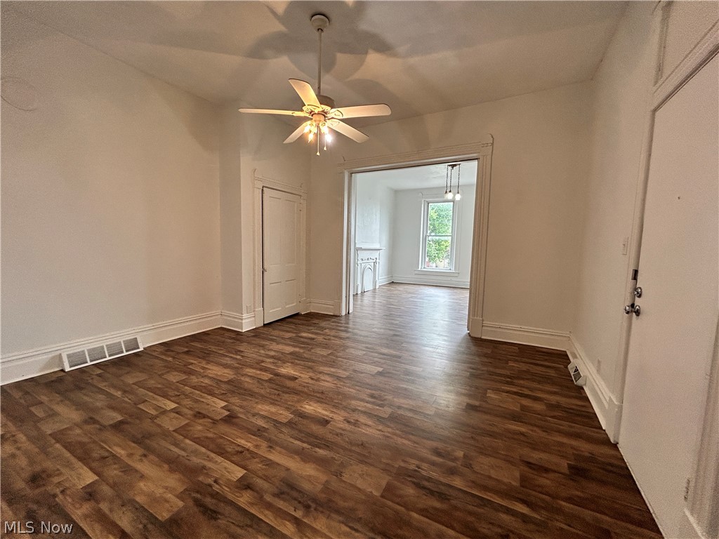 212 Main Street, Unit 1/2 Toronto, OH 43964 - Photo 6 of 9