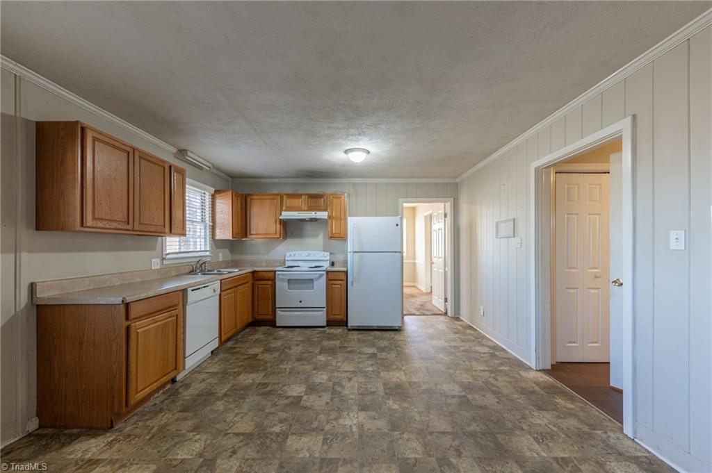 4531 Kreeger Road Winston-Salem, NC 27106 - Photo 3 of 27 Gallery Image 3