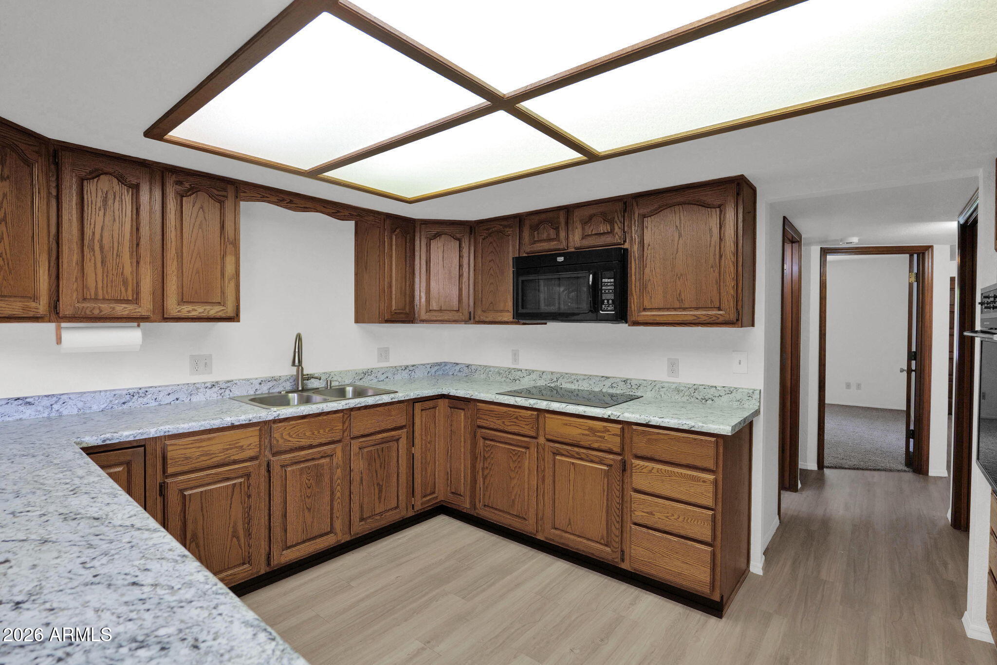 507 West Knox Road Chandler, AZ 85225 - Photo 9 of 34 a kitchen with sink and cabinets