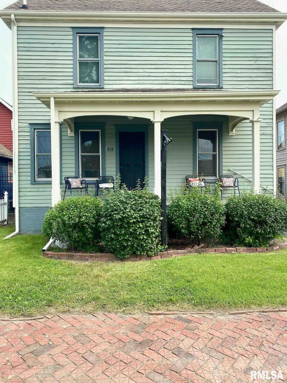 319 West Cook Street Springfield, IL 62704 - Photo 1 of 18