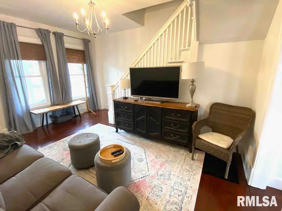 319 West Cook Street Springfield, IL 62704 - Photo 3 of 18